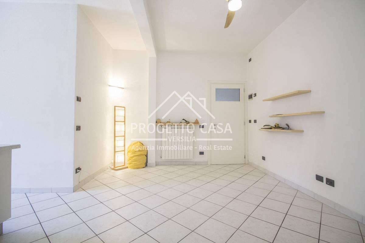 Appartamento in vendita a Camaiore, Lido di Camaiore