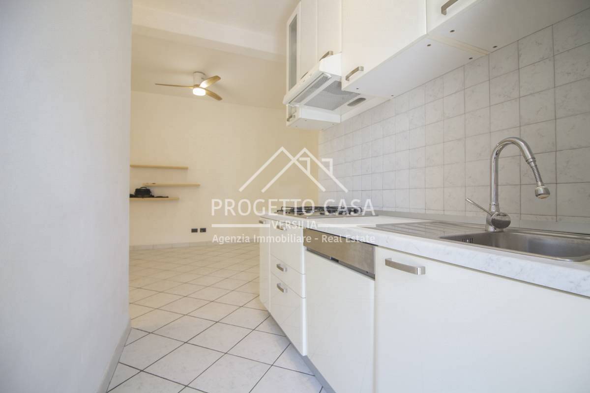 Appartamento in vendita a Camaiore, Lido di Camaiore