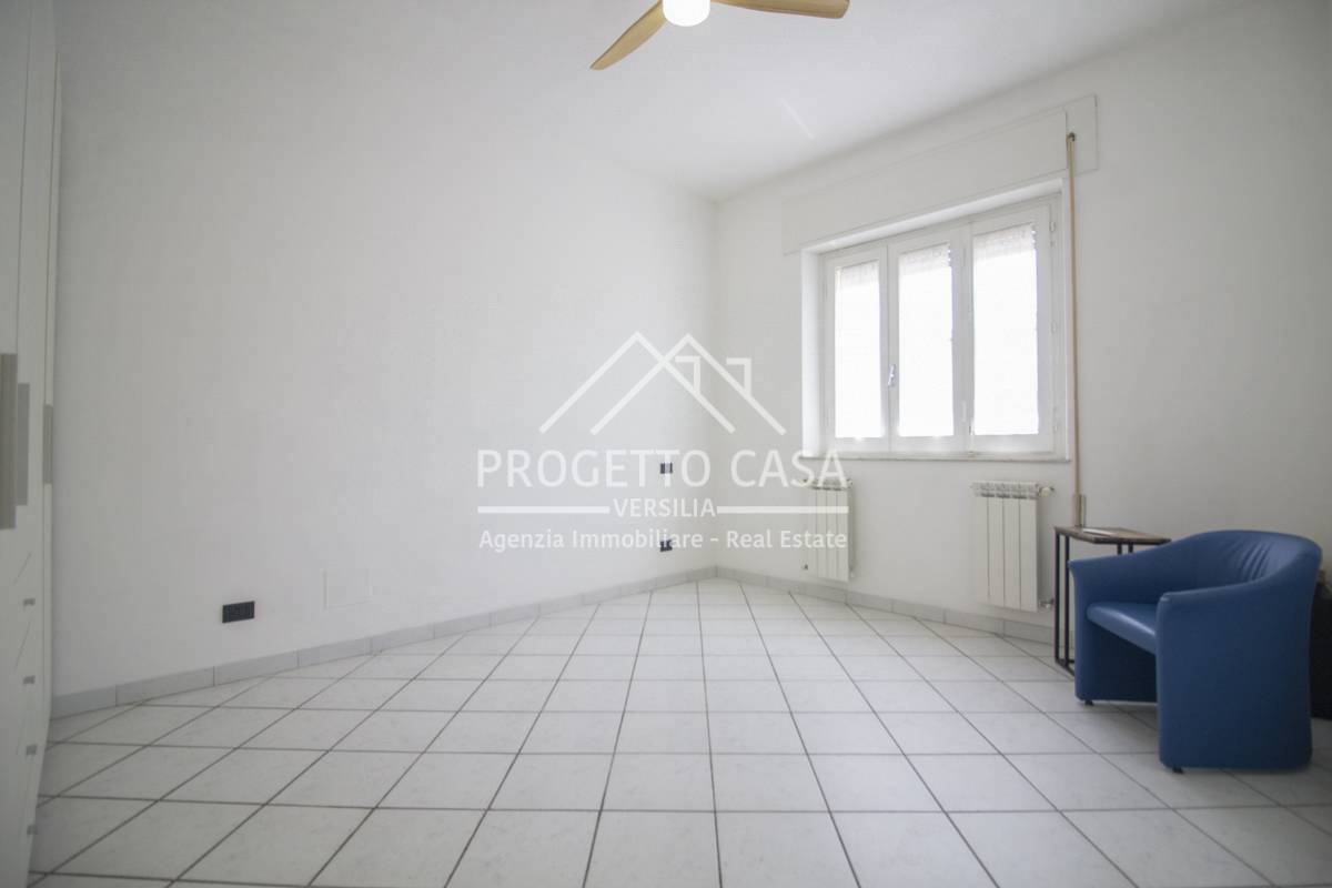Appartamento in vendita a Camaiore, Lido di Camaiore