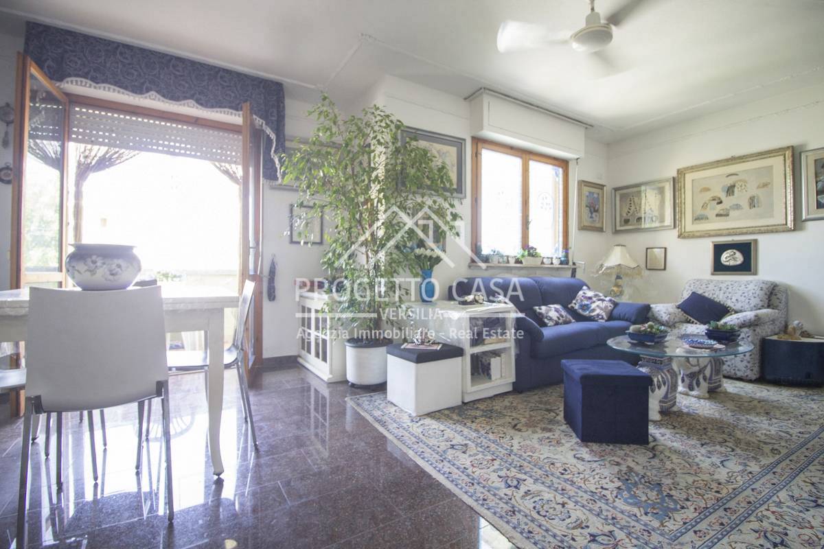 Appartamento in vendita a Viareggio, Bicchio / Varignano
