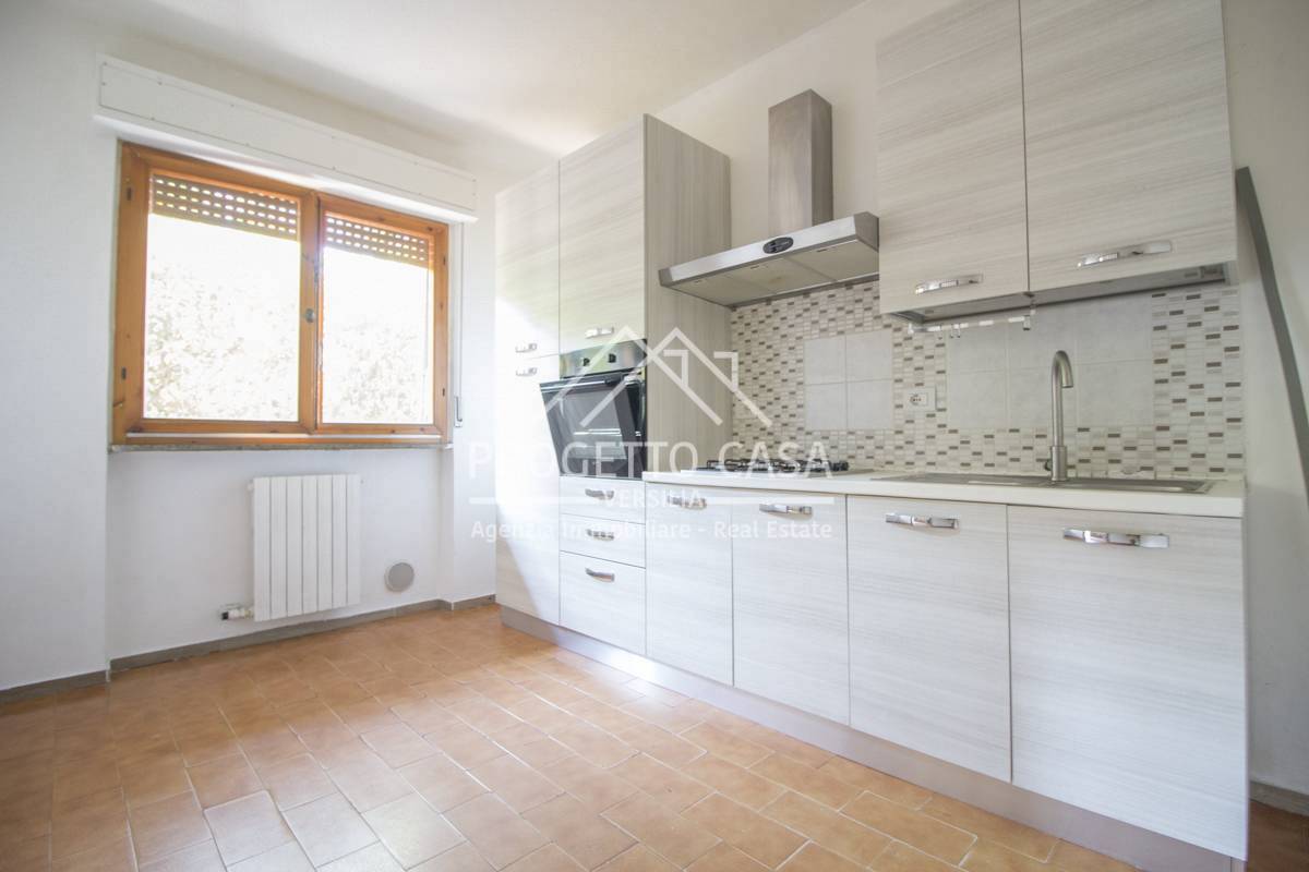 Appartamento in vendita a Viareggio, Torre del Lago Puccini