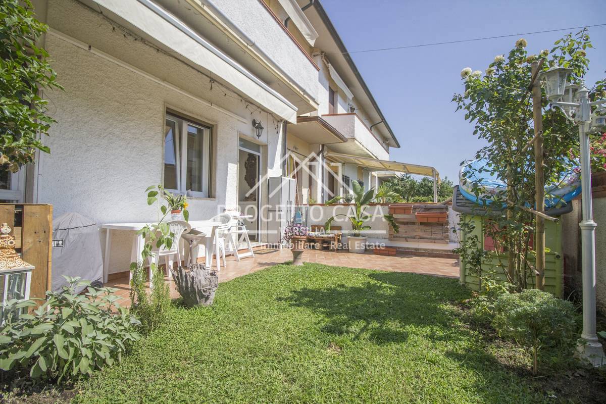 Appartamento in vendita a Viareggio, Torre del Lago Puccini