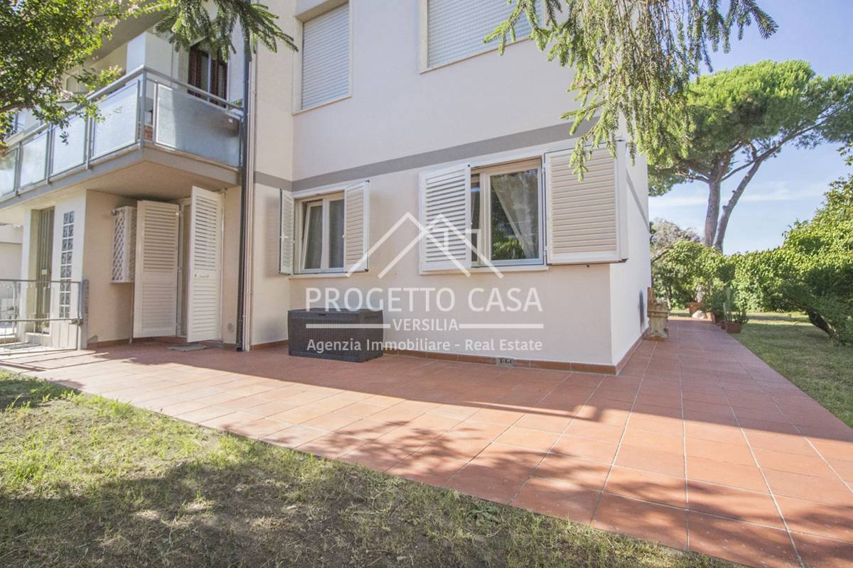 Appartamento in vendita a Camaiore, Lido di Camaiore