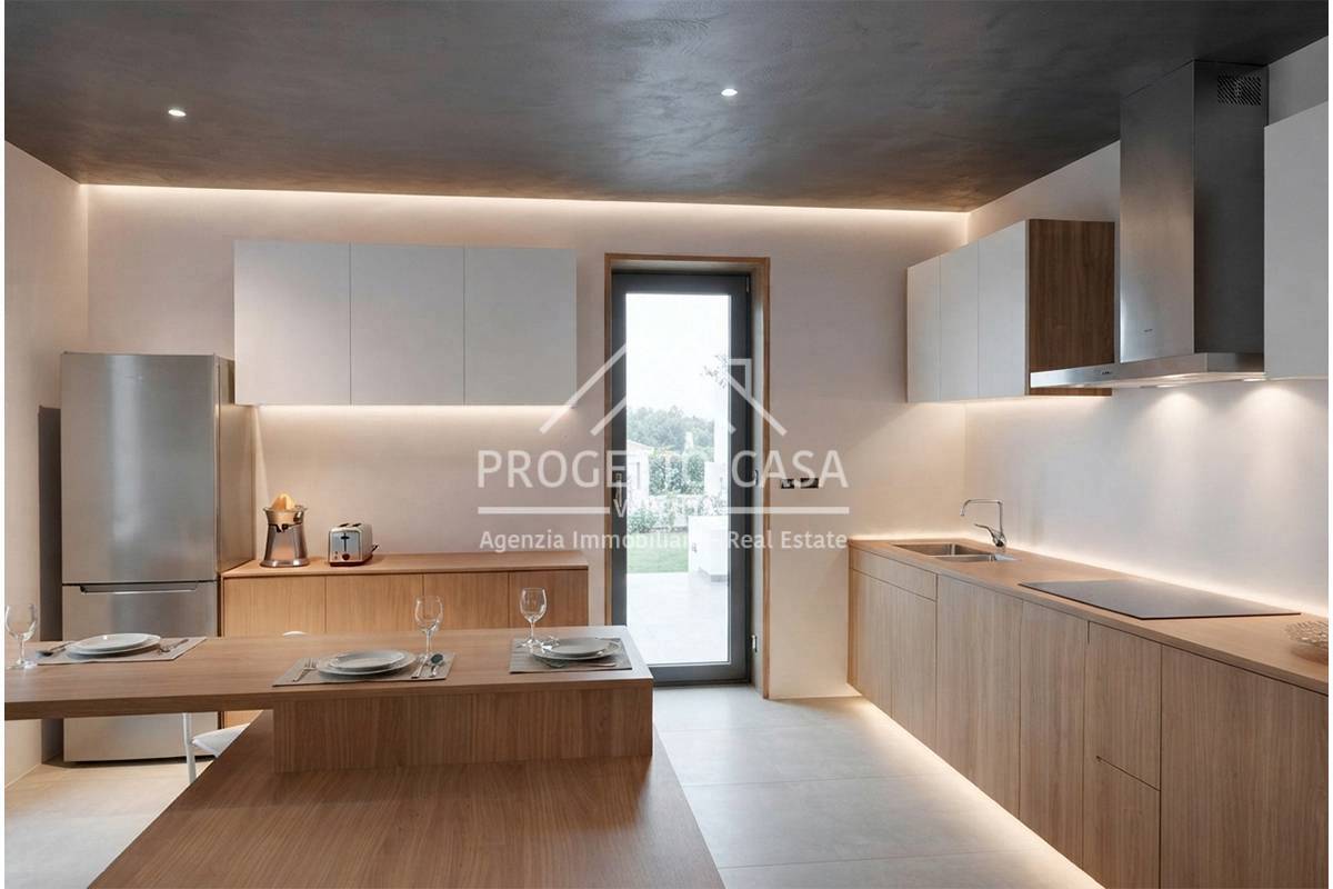 Casa / Villa in vendita a Massarosa, Pian di Mommio / Pian di Conca