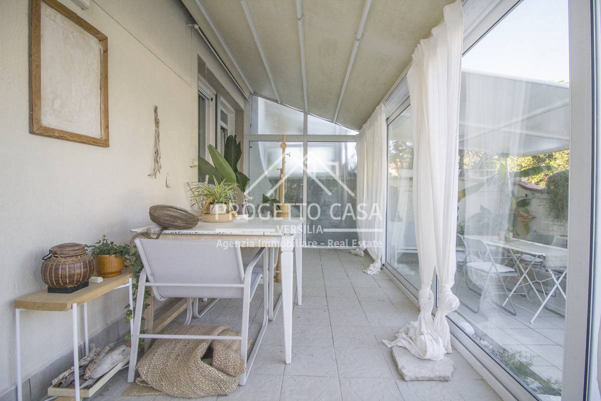 Casa / Villa in vendita a Viareggio, Torre del Lago Puccini