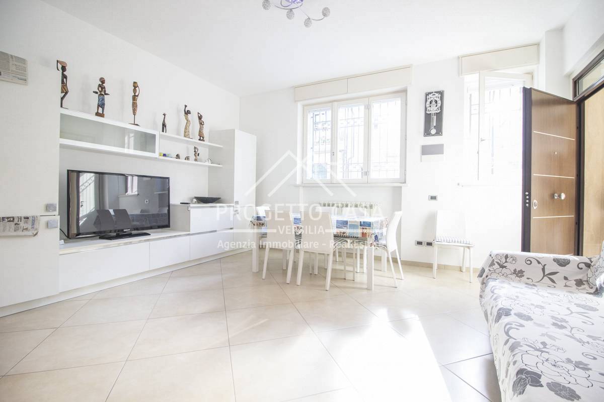 Appartamento in vendita a Viareggio, Centro / Semicentro