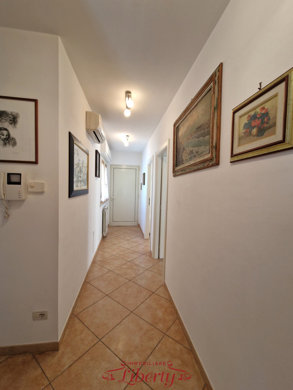 Casa indipendente in vendita a Viareggio
