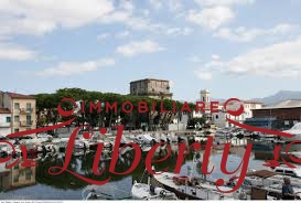 Villa con giardino a Viareggio