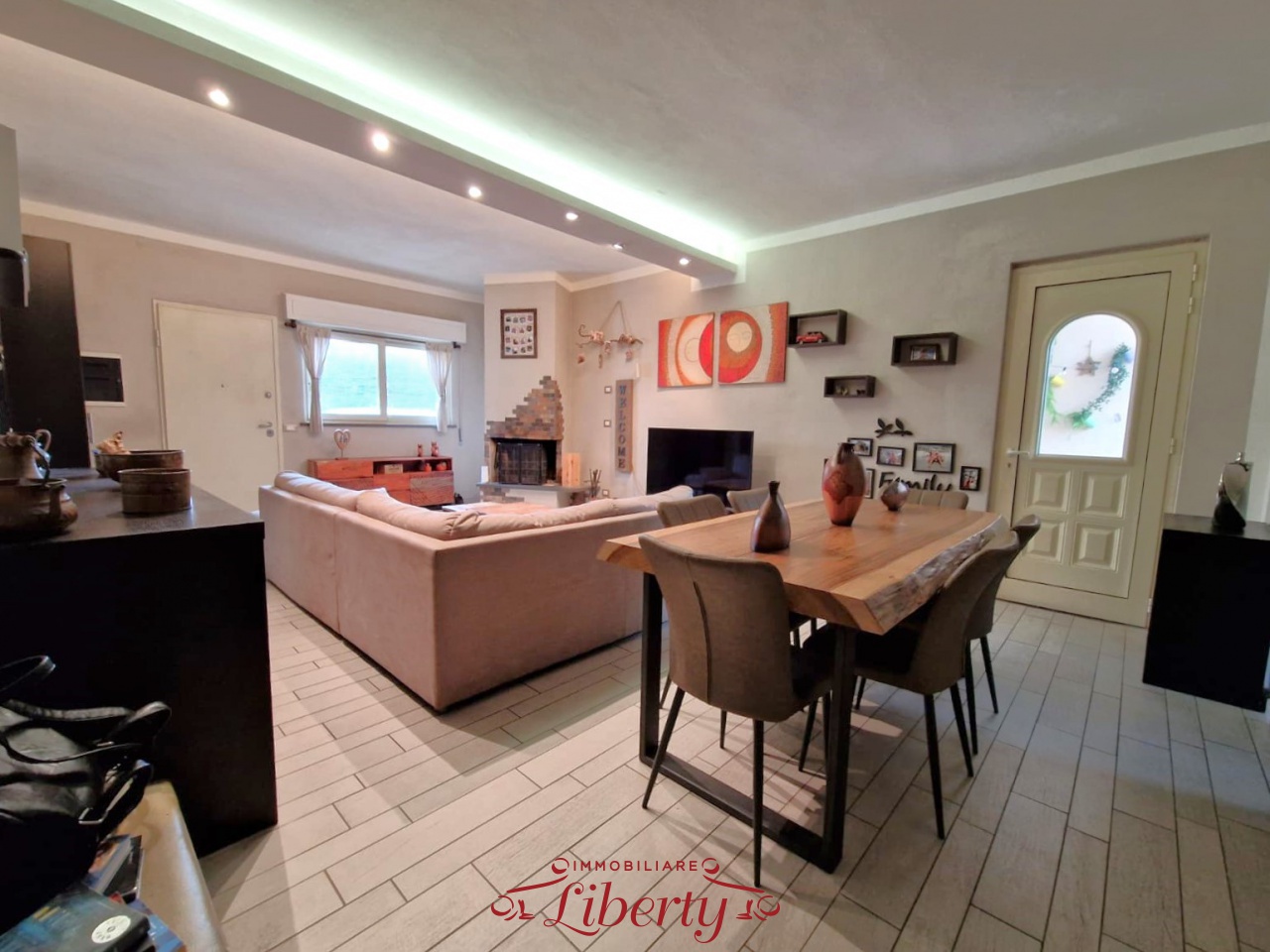 Casa indipendente in vendita a Viareggio