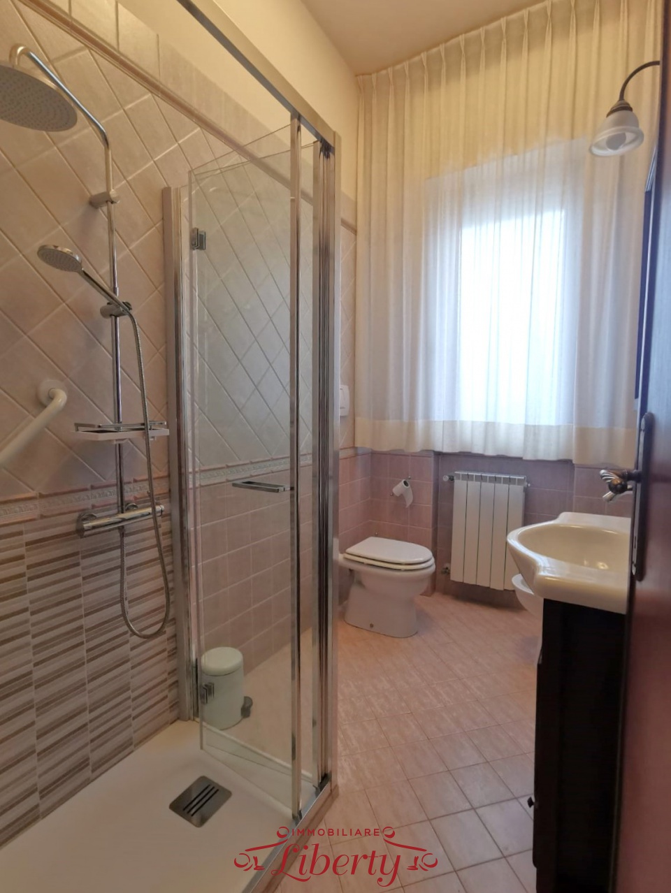 Casa indipendente con giardino a Viareggio