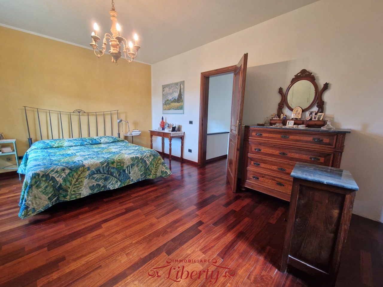 Villa in vendita a Viareggio