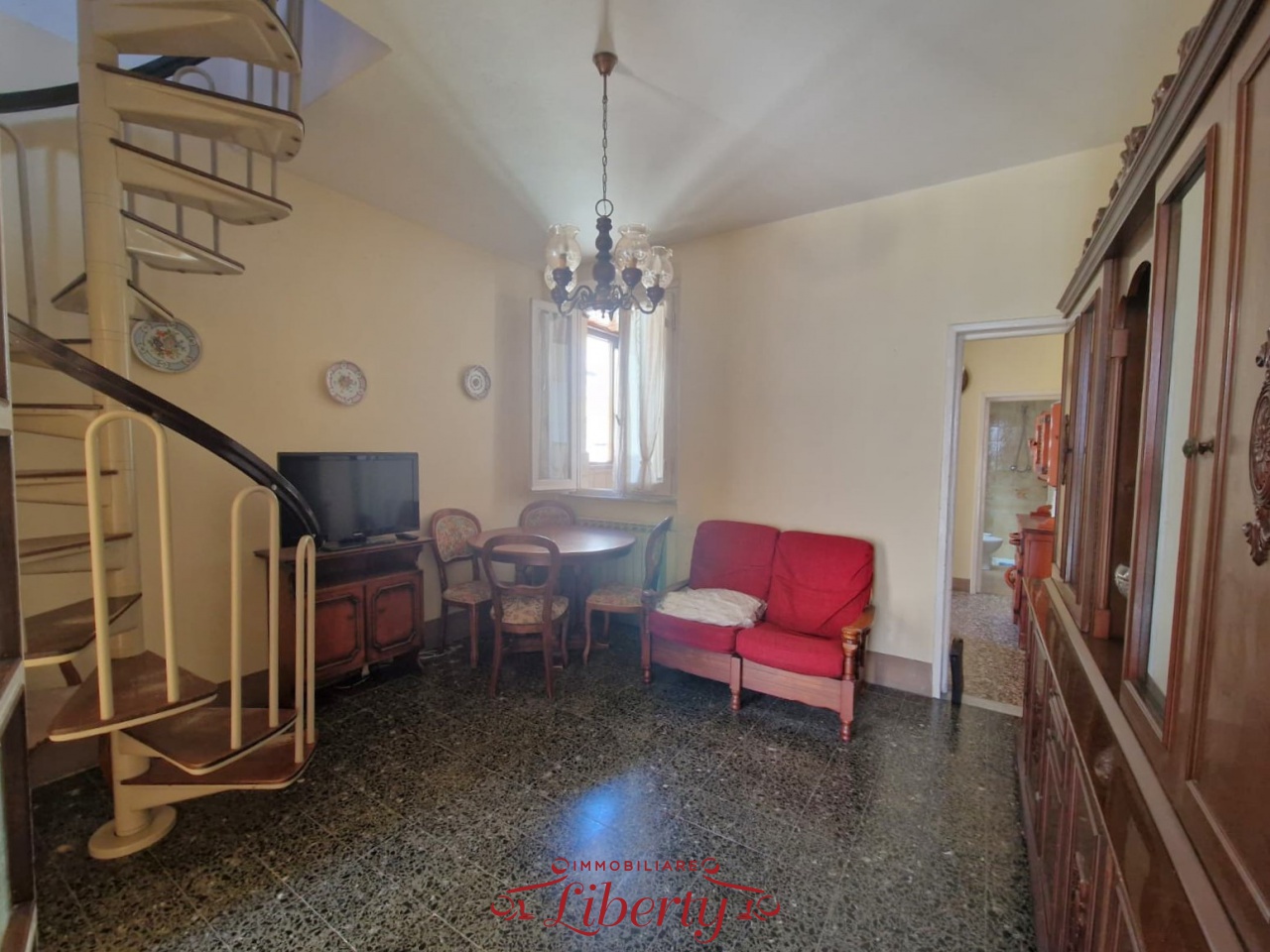 Villa con giardino a Viareggio