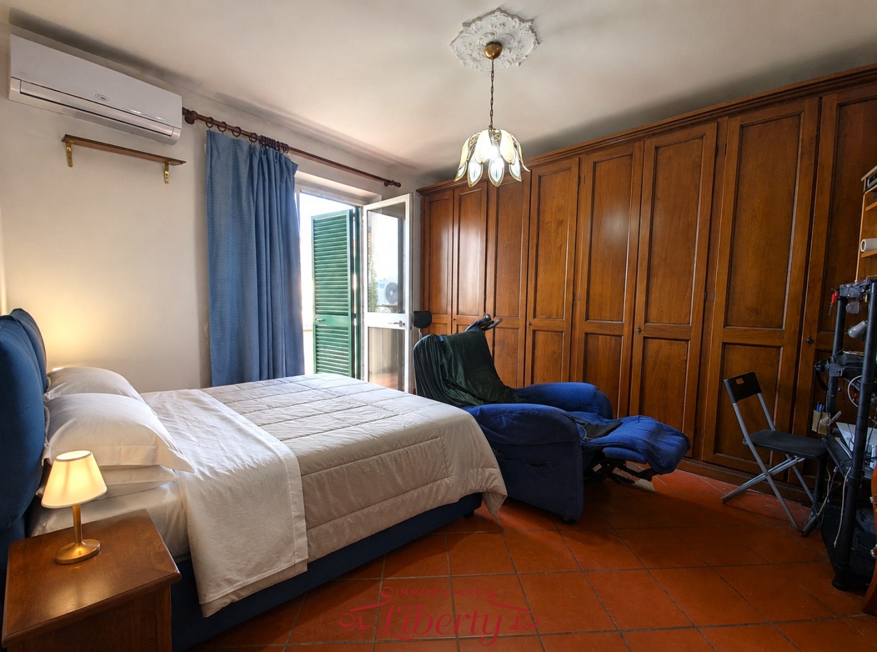 Villa con giardino a Massarosa