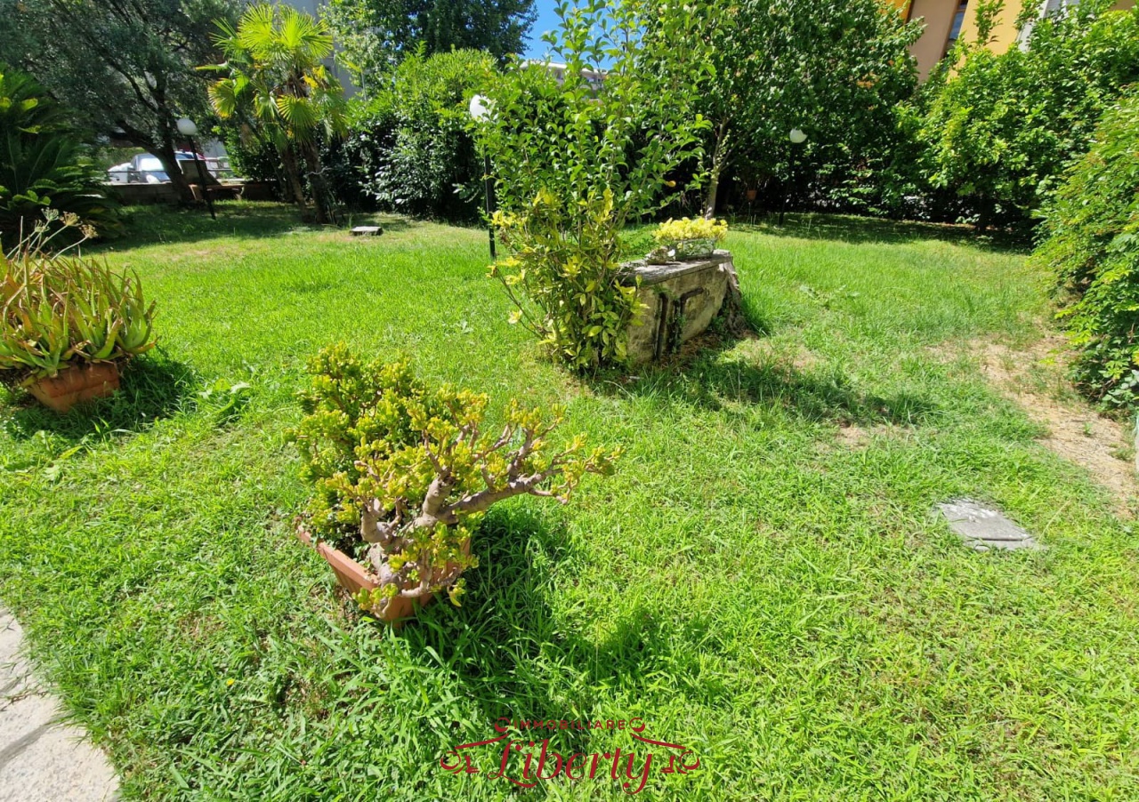 Quadrilocale in vendita a Viareggio