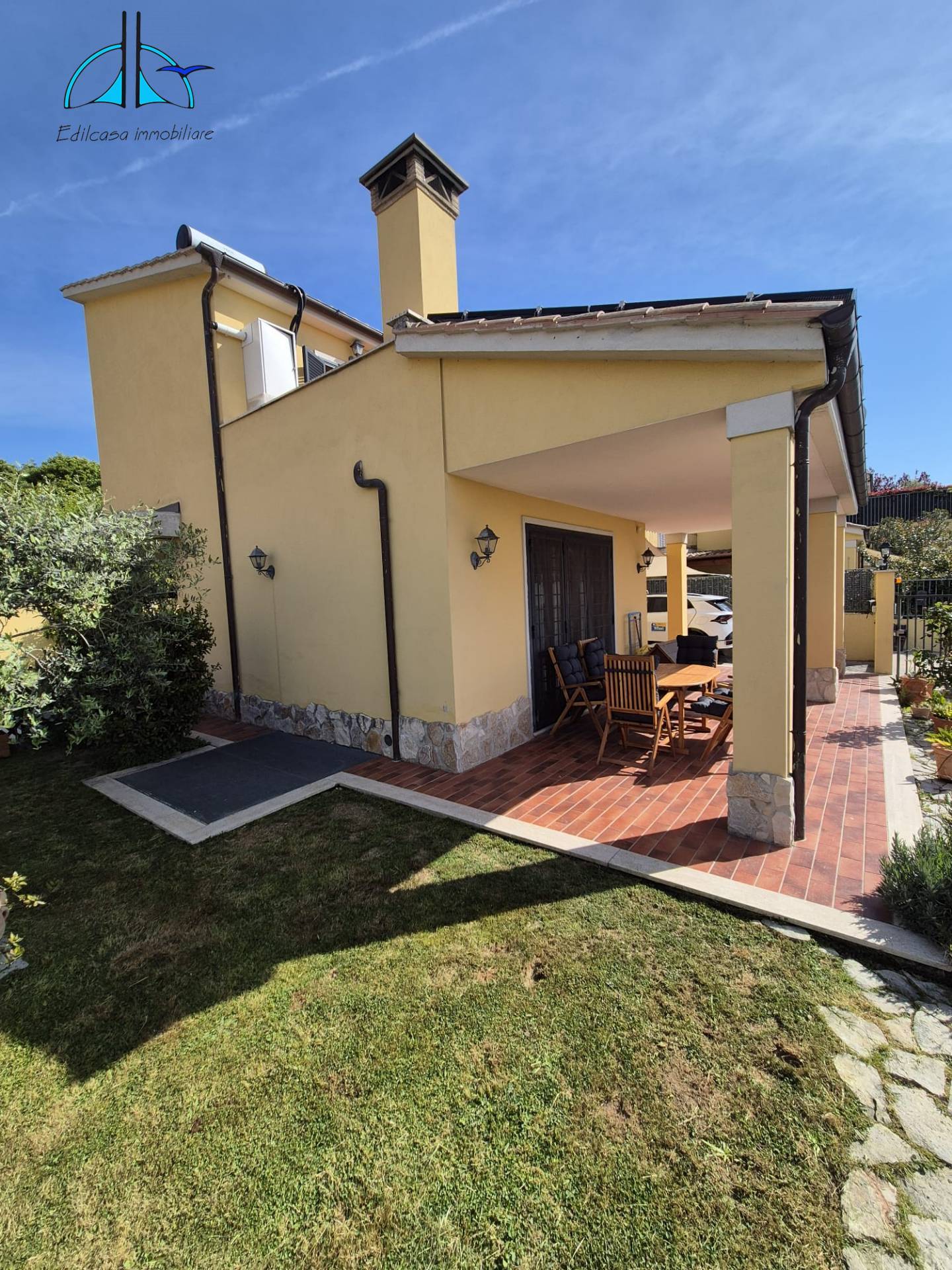 Villette a schiera in vendita a Fara in Sabina, Borgo Quinzio