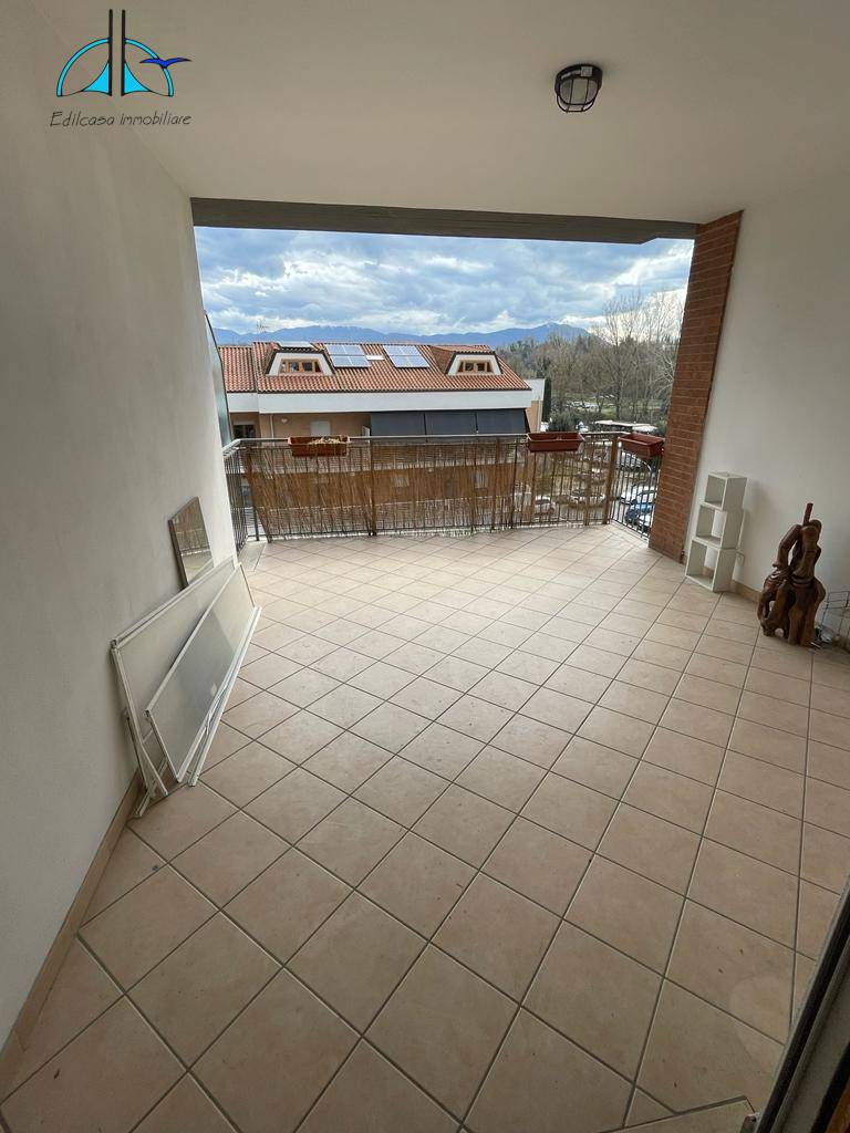 Appartamento in vendita a Fara in Sabina, Passo Corese