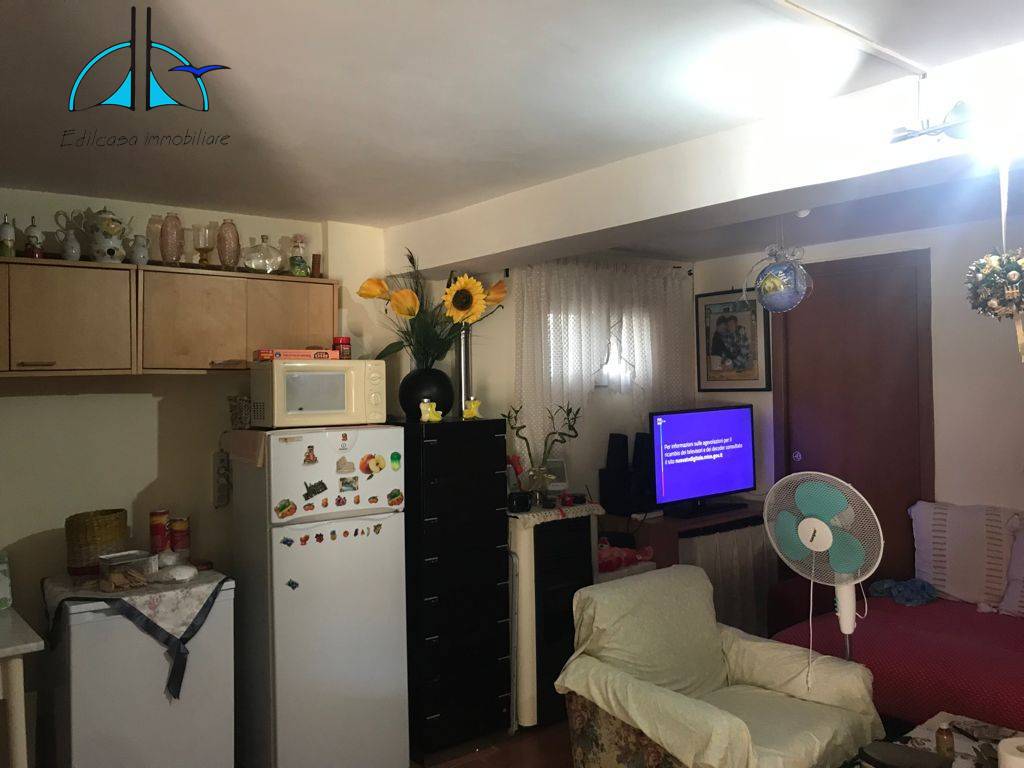 Appartamento in vendita a Fara in Sabina, Passo Corese