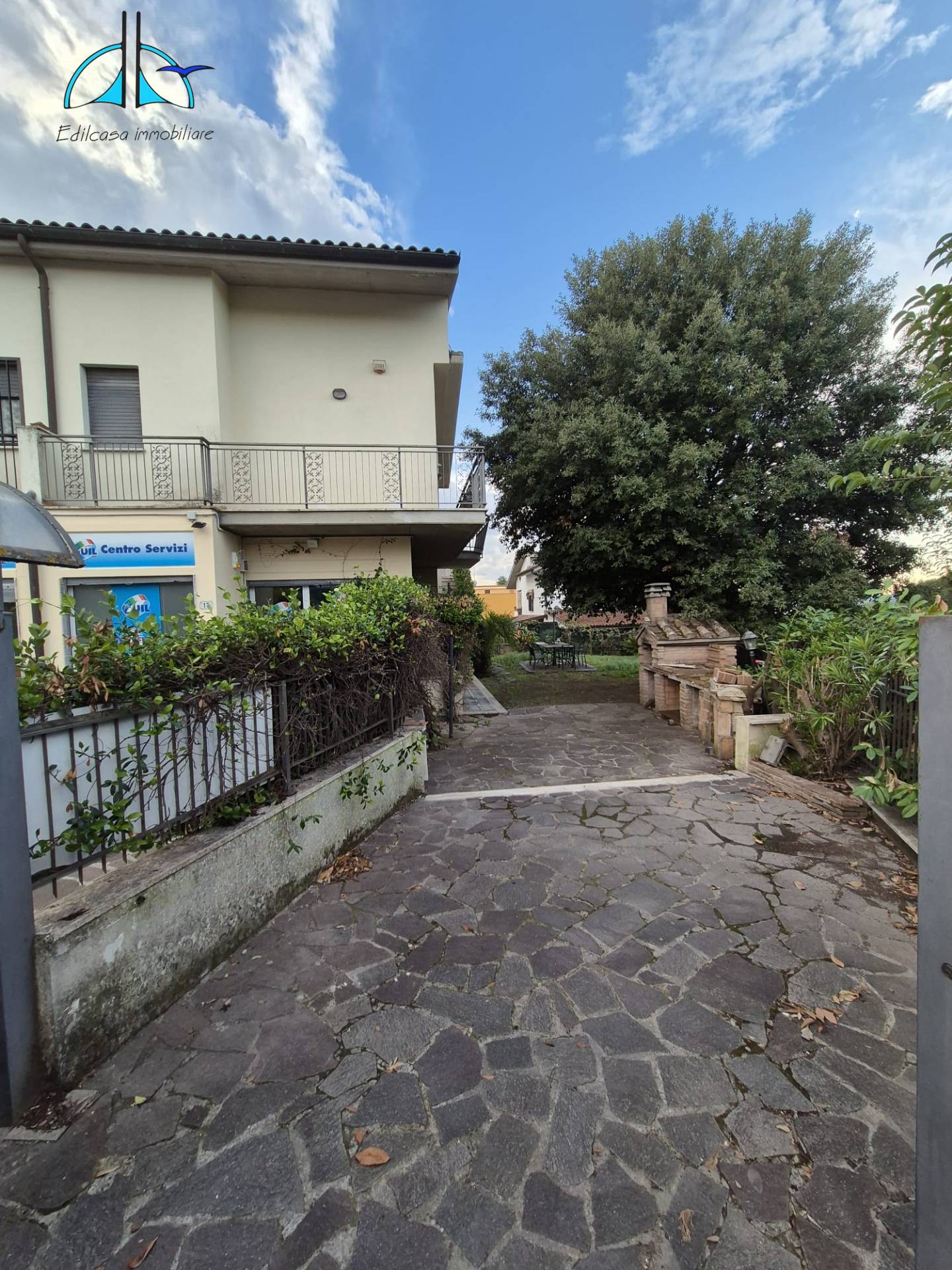 villa bifamiliare in vendita a Fara in Sabina, Passo Corese