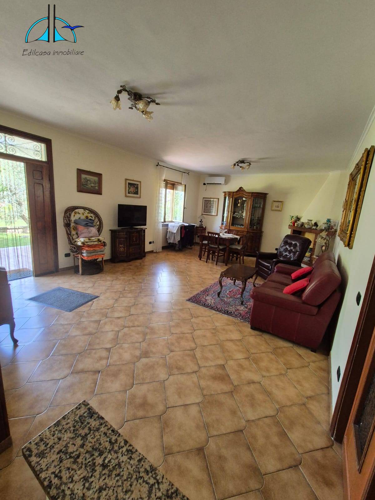 Villa in vendita a Fara in Sabina, Baccelli