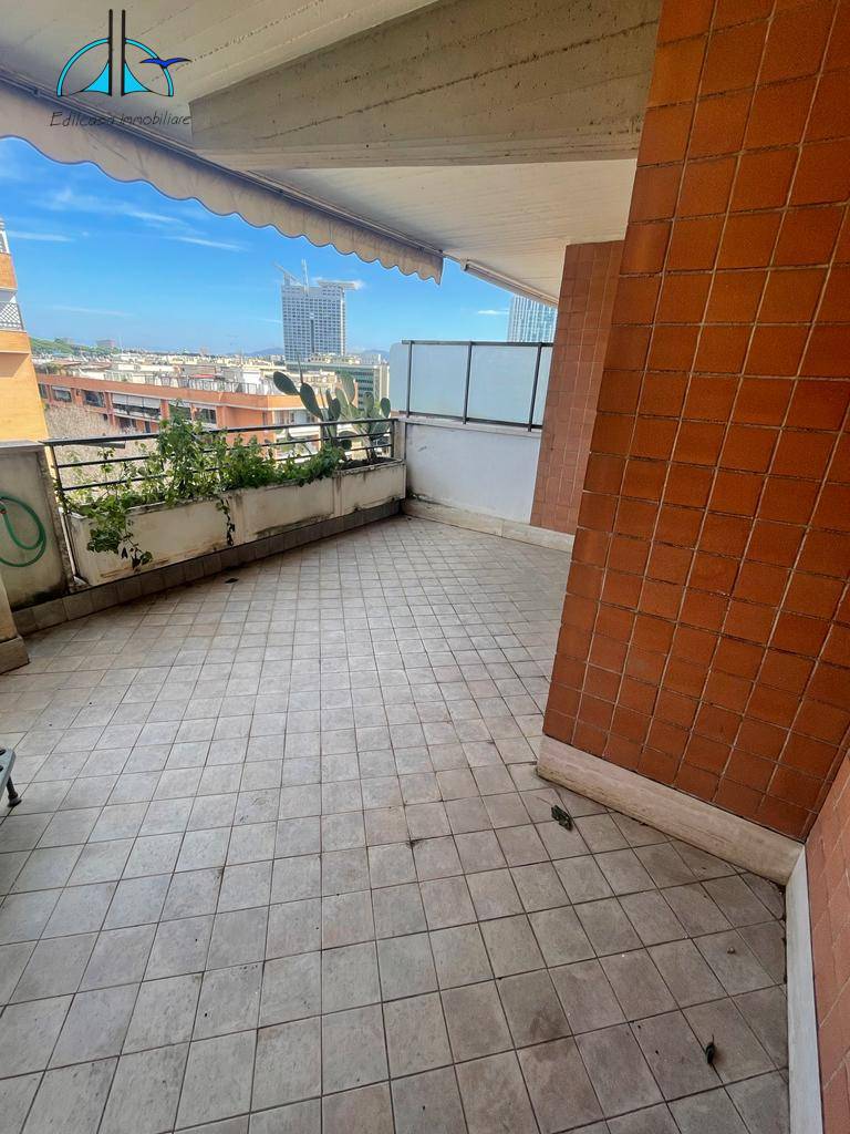 Appartamento in vendita a Roma, EUR