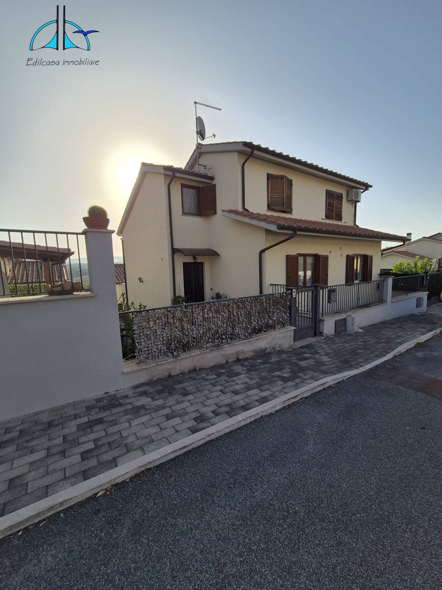 Appartamento in vendita a Fara in Sabina, Passo Corese