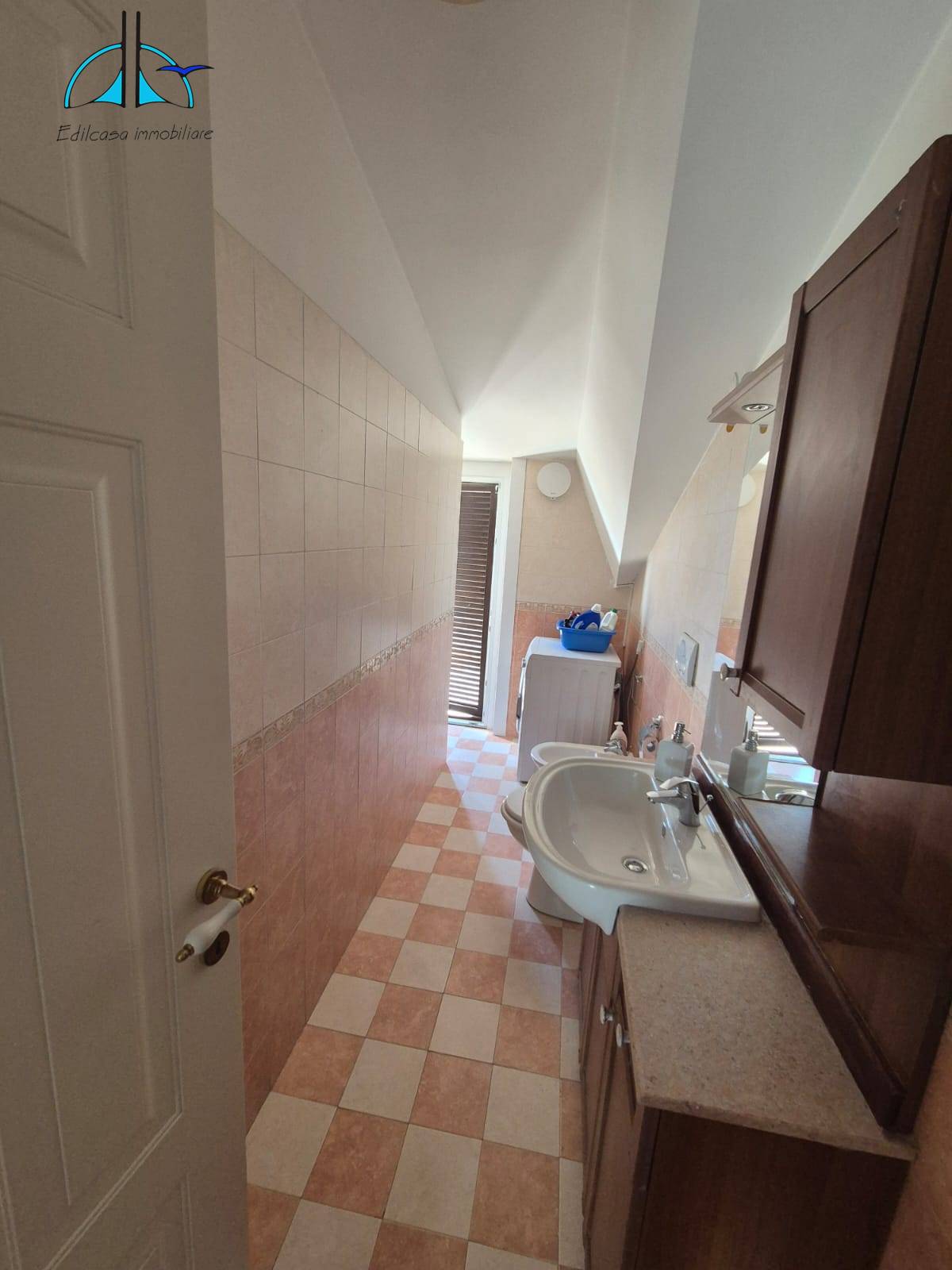 Villa in vendita a Guidonia Montecelio, Colle Verde