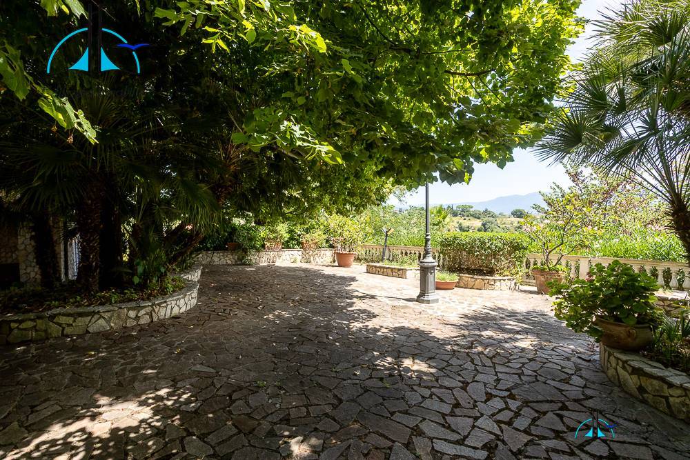 Villa in vendita a Collevecchio