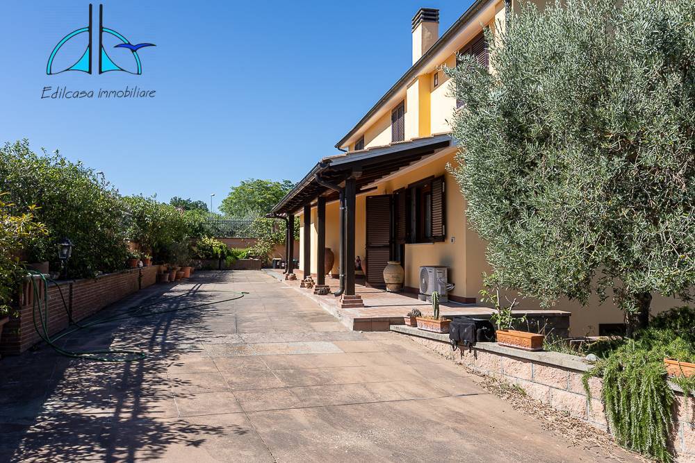 Villa in vendita a Magliano Romano