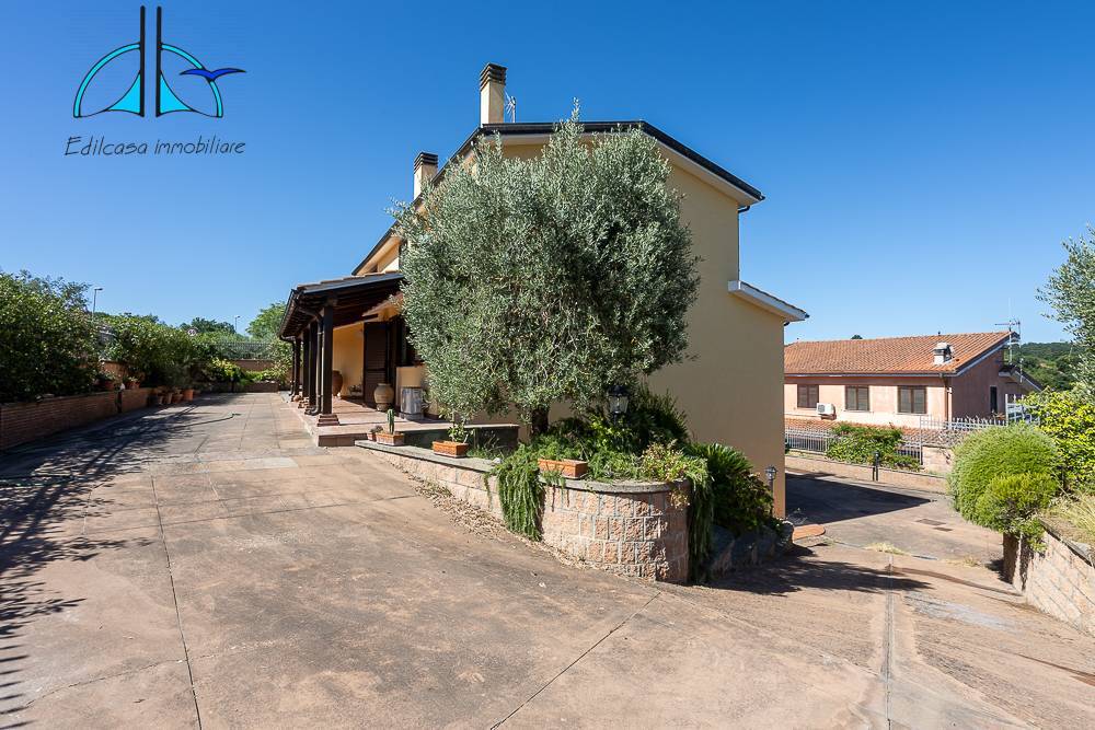 Villa in vendita a Magliano Romano