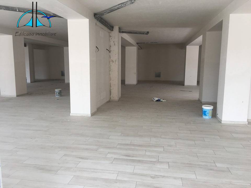 Studio/Ufficio in vendita a Fara in Sabina, Passo Corese