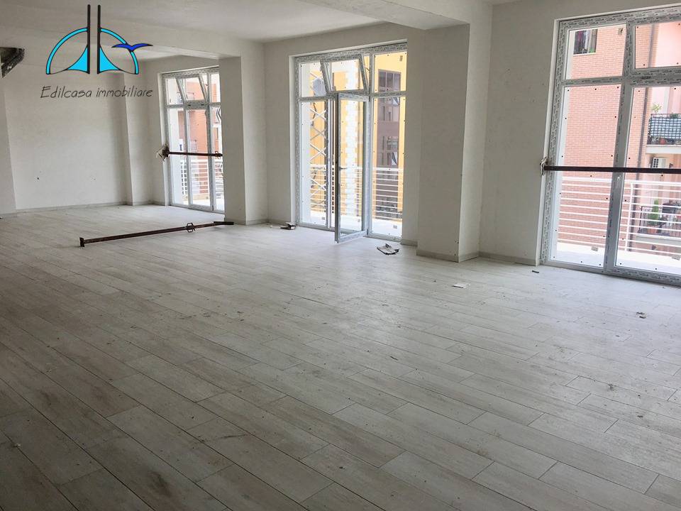 Studio/Ufficio in vendita a Fara in Sabina, Passo Corese