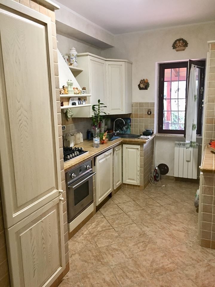 Villette a schiera in vendita a Fara in Sabina, Borgo Quinzio