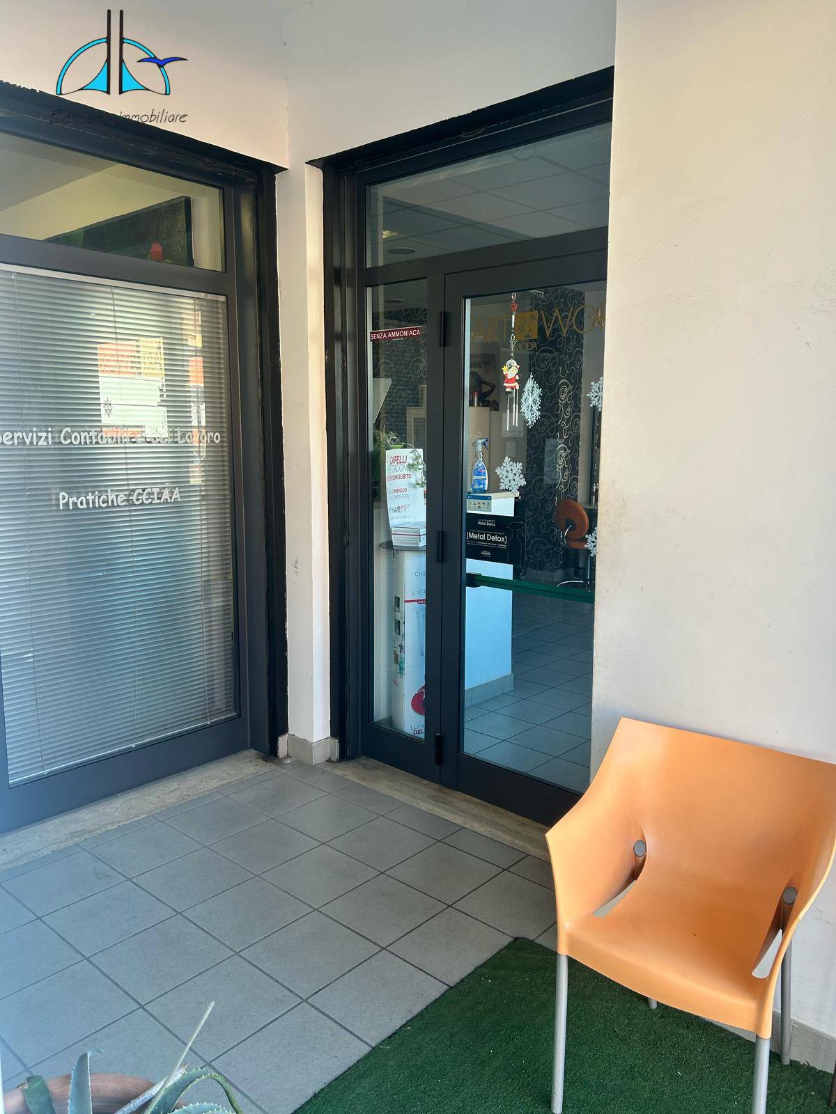 Locale commerciale in vendita a Fara in Sabina