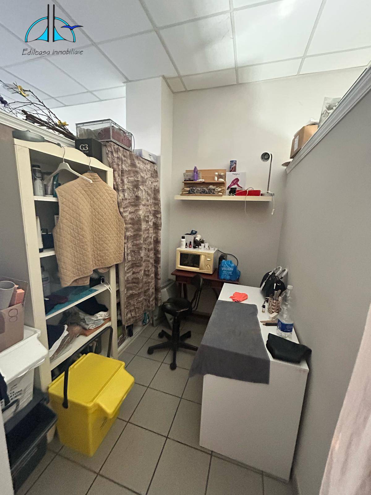 Locale commerciale in vendita a Fara in Sabina