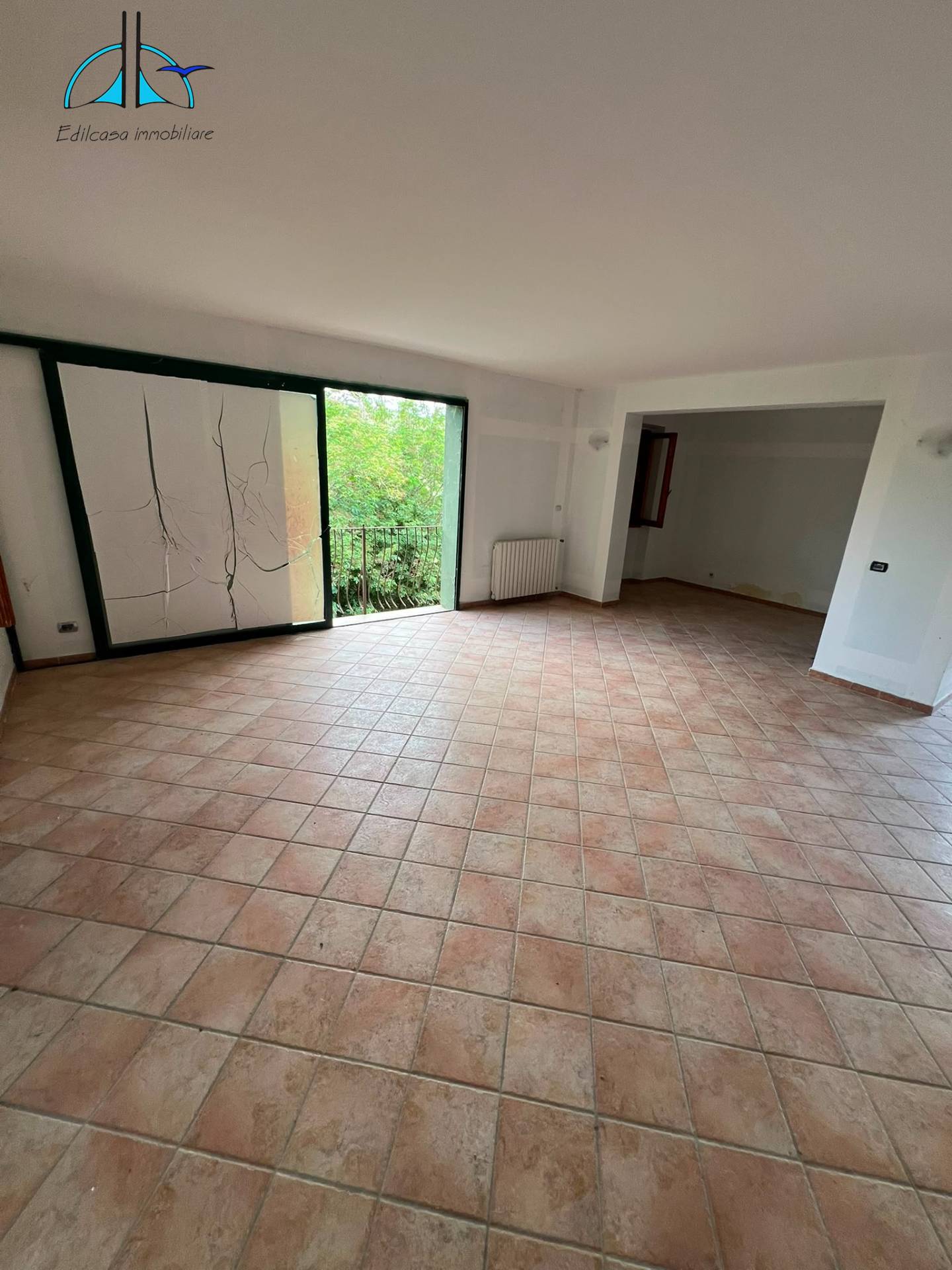 Villa in vendita a Mompeo