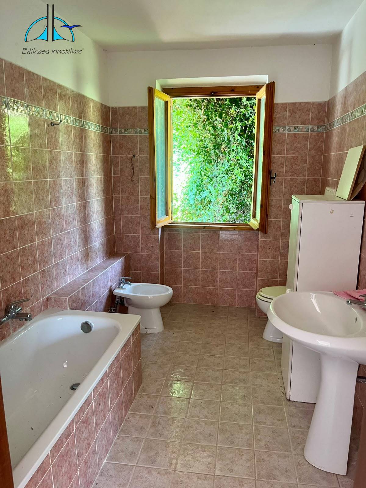 Villa in vendita a Mompeo