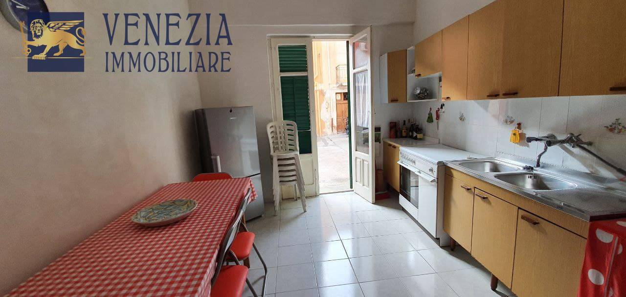 Casa Indipendente in vendita a Sciacca, Centro Storico