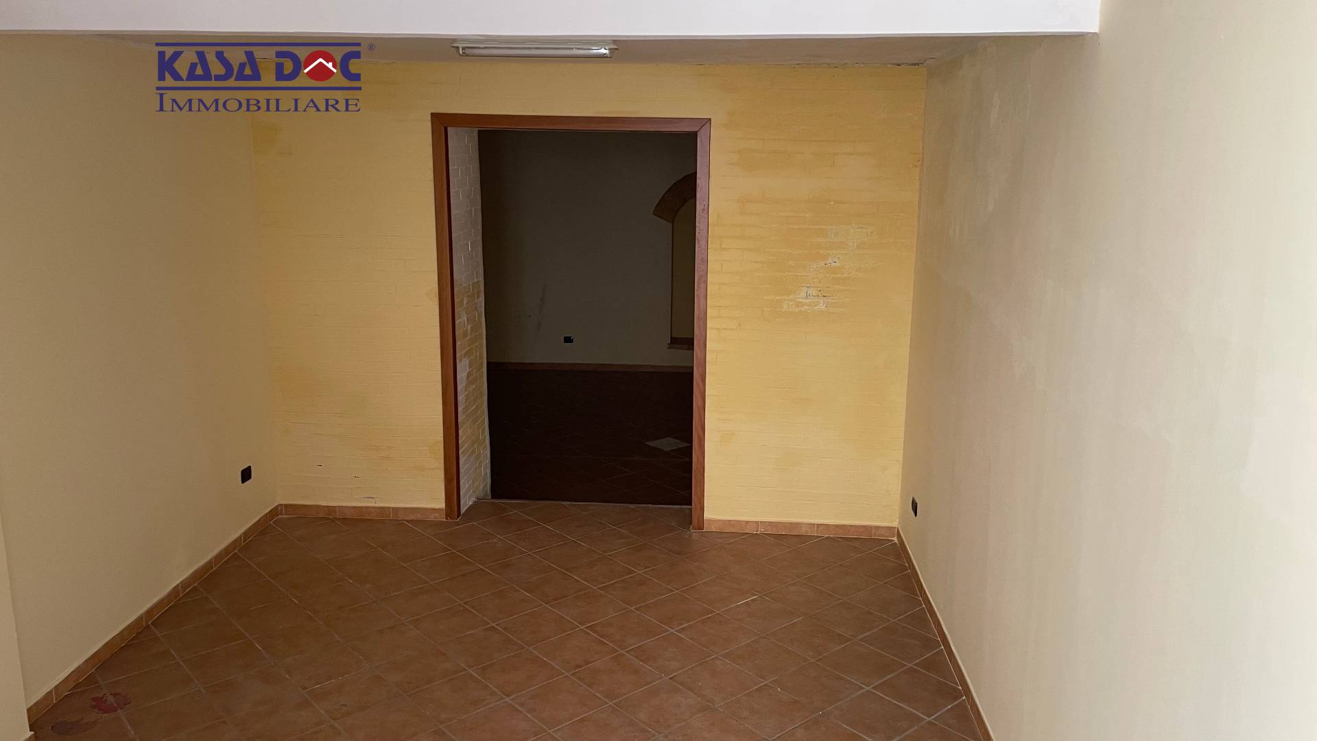 Locale Commerciale in vendita a Catanzaro, CATANZARO CENTRO