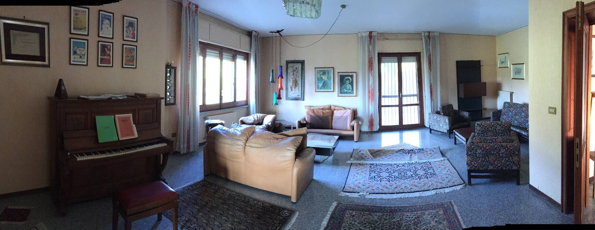 Villa in vendita a Catanzaro, Santa Maria