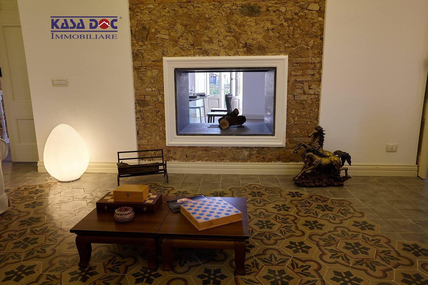 Appartamento in vendita a Amaroni, Centro