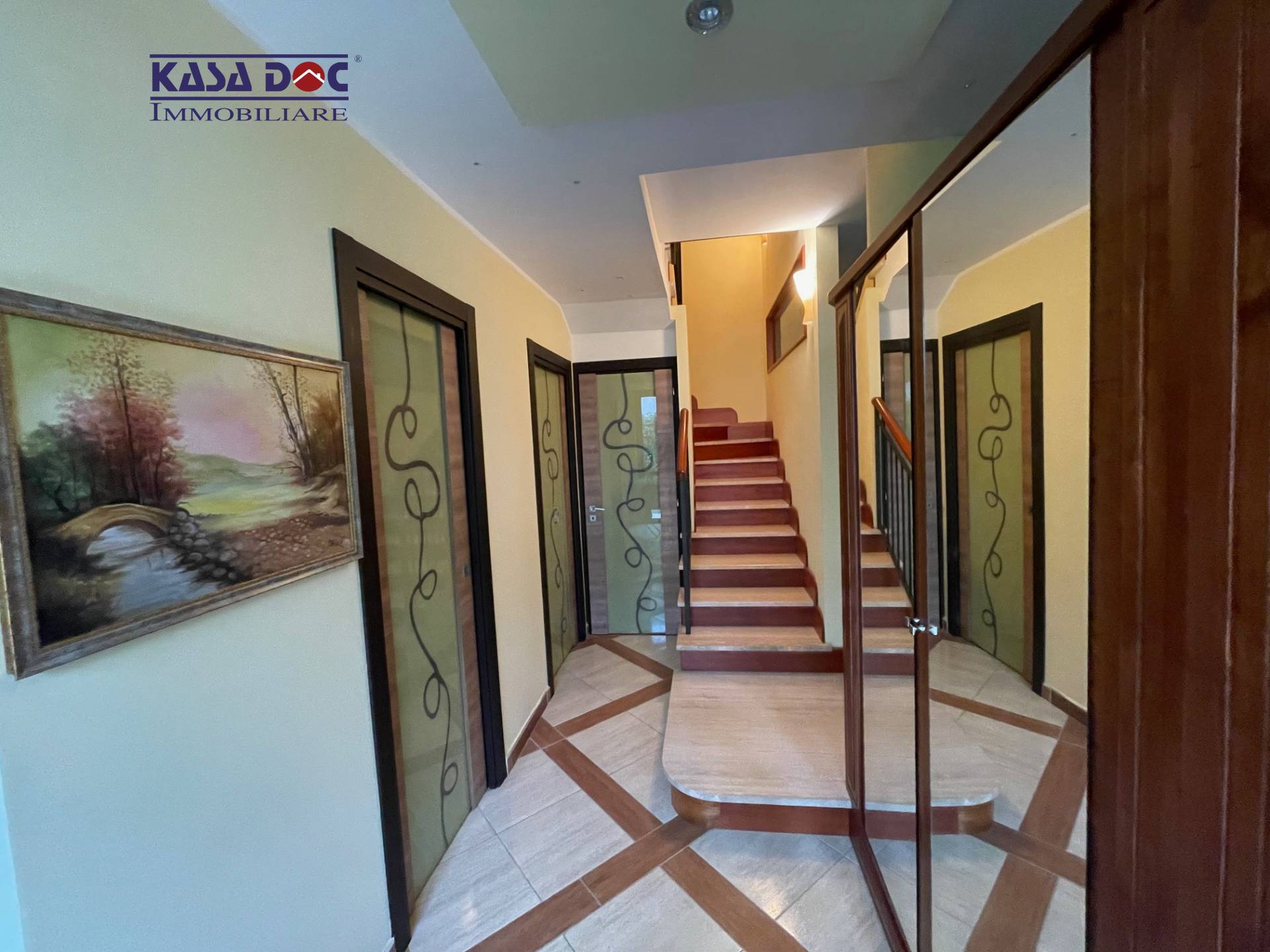 Villa in vendita a Catanzaro, Viale De Filippis