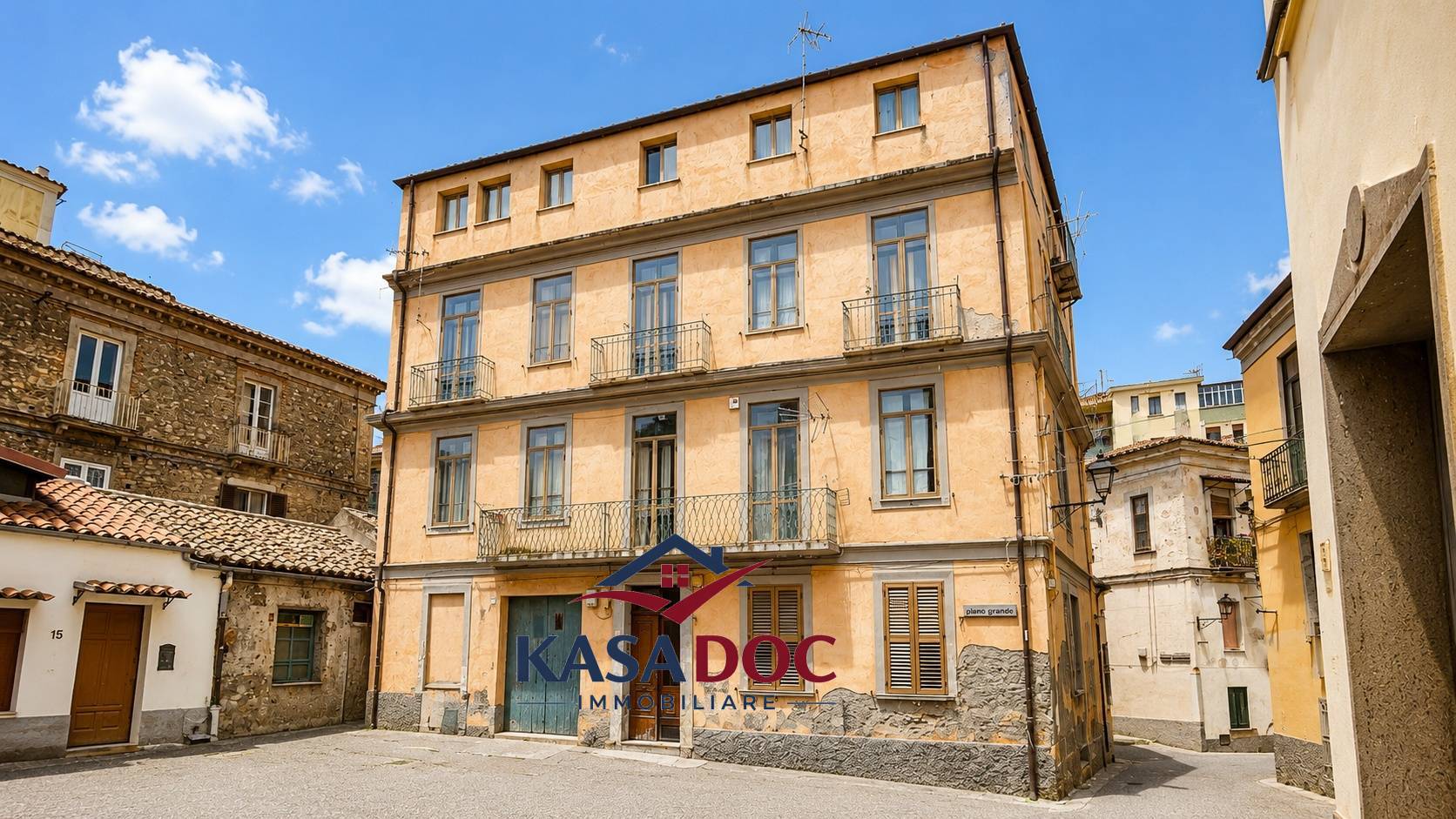 Stabile in vendita a Catanzaro, CATANZARO CENTRO