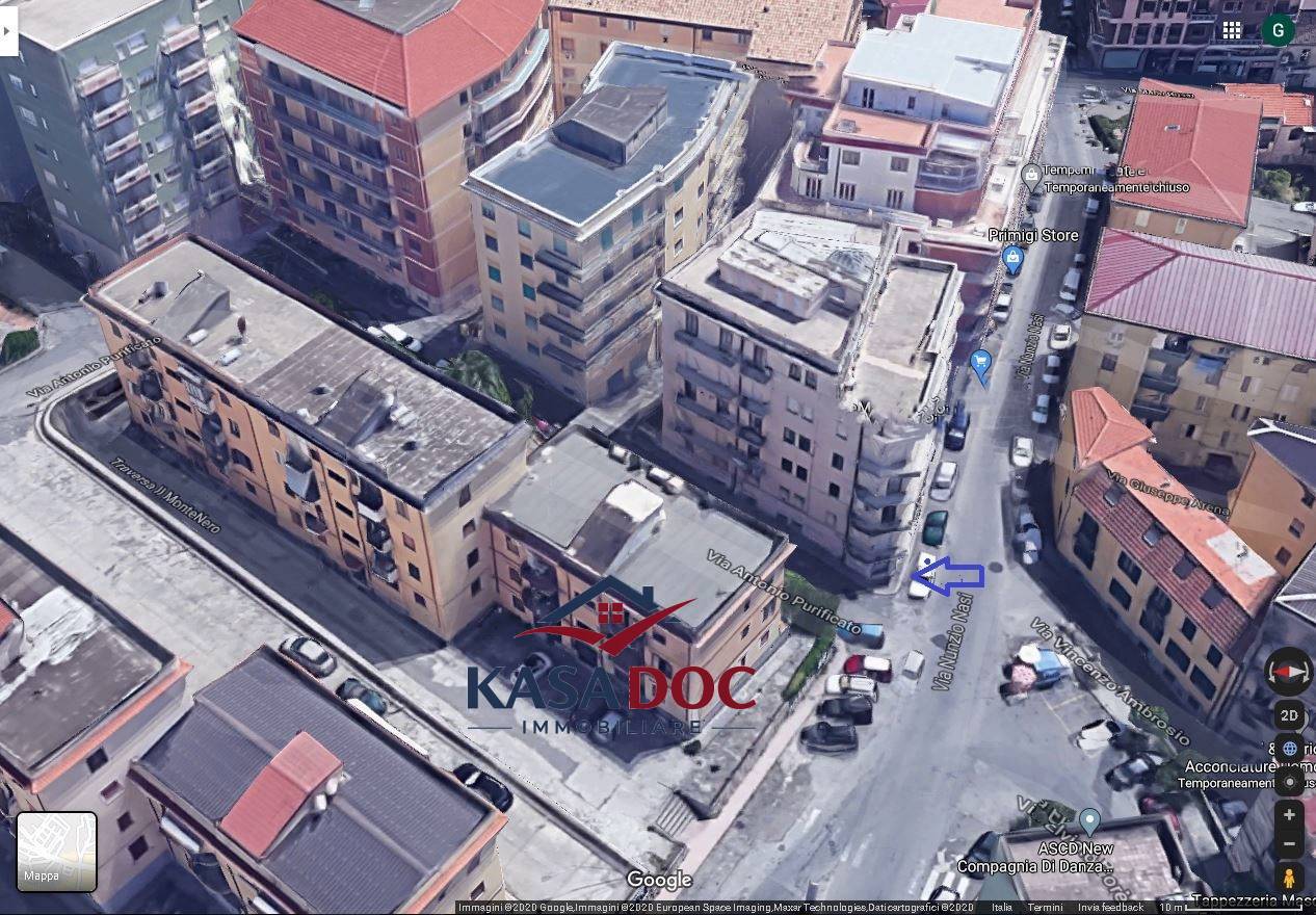 Locale Commerciale in vendita a Catanzaro, Quartiere S. Leonardo