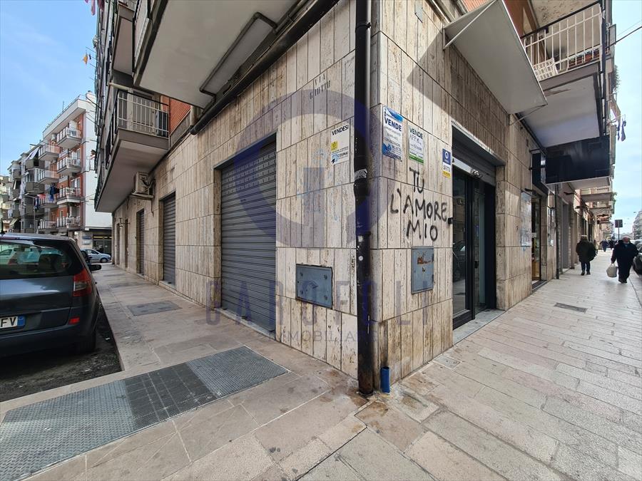 Locale commerciale in affitto in corso umberto i 97, Bisceglie