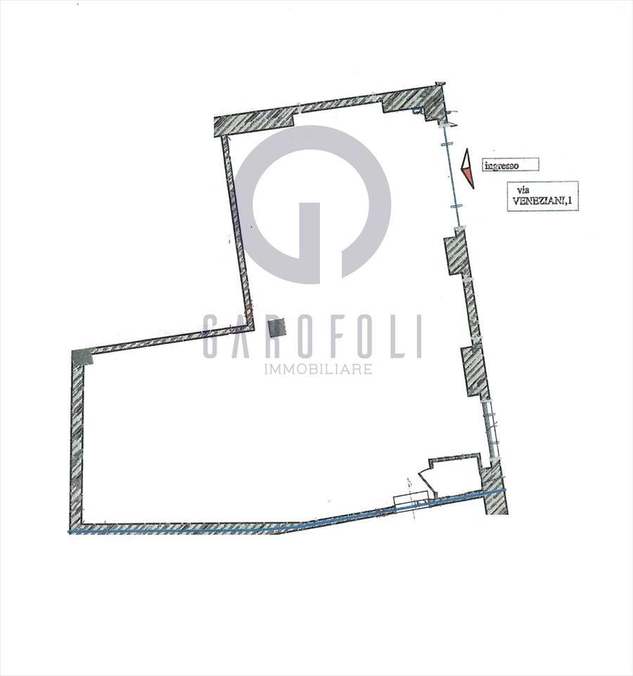 Magazzino da ristrutturare in via francesco veneziani 1, Bisceglie