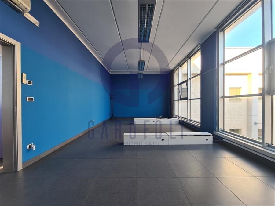 Ufficio in affitto in via antichi pastifici n.8, Molfetta