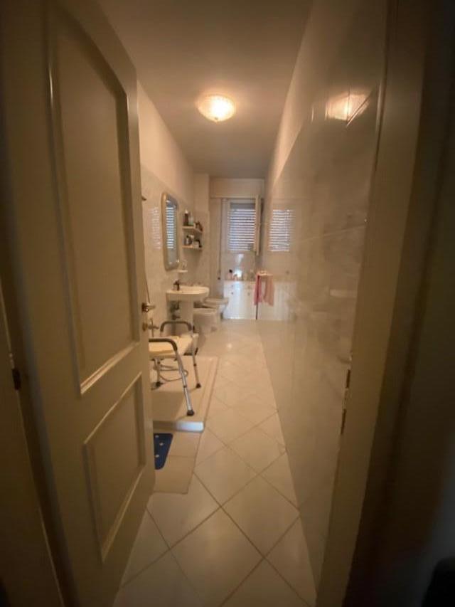 Appartamento con terrazzi, Camaiore lido di