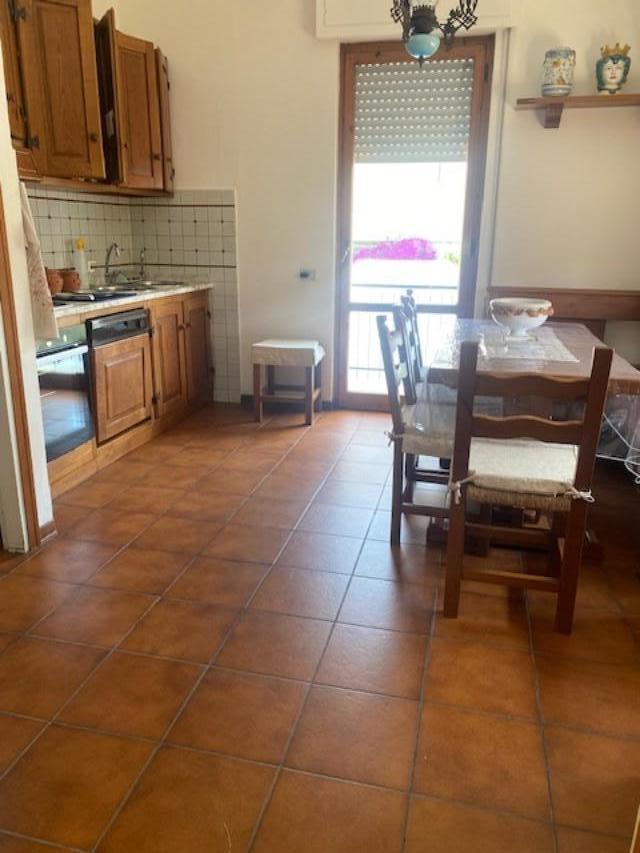 Villa Bifamiliare con giardino, Camaiore lido di