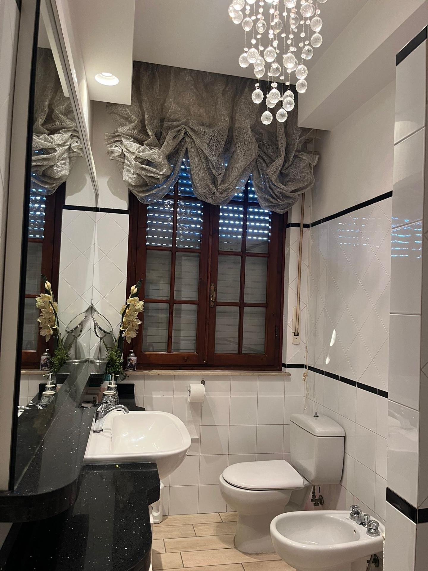 Casa indipendente arredata in affitto, Camaiore lido di