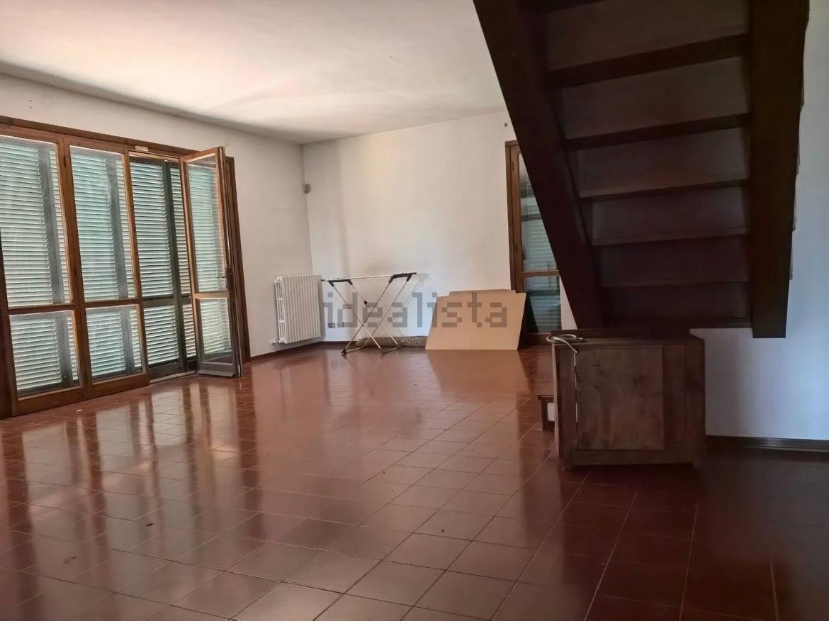 Appartamento con terrazzi a Ponsacco